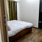 Pixiestays 1301 Midc Andheri East