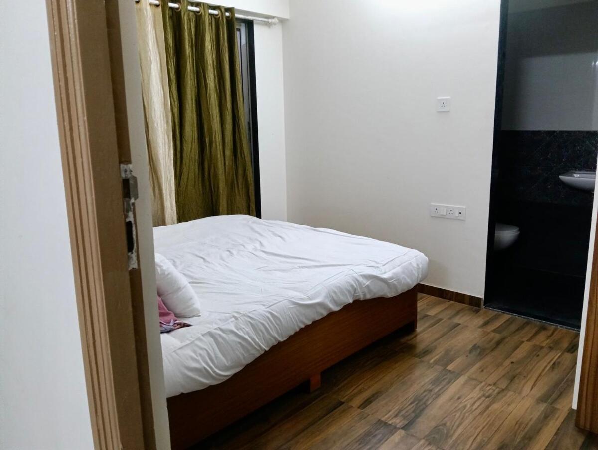 Pixiestays 1301 Midc Andheri East